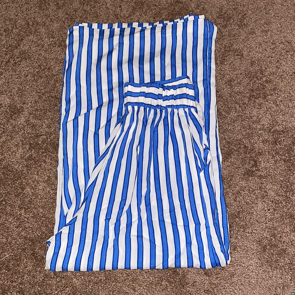 *3 for $25*👗H&M Blue Striped Flowy Pants - Picture 6 of 9